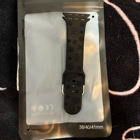 Accessories - Apple Watch silicone band